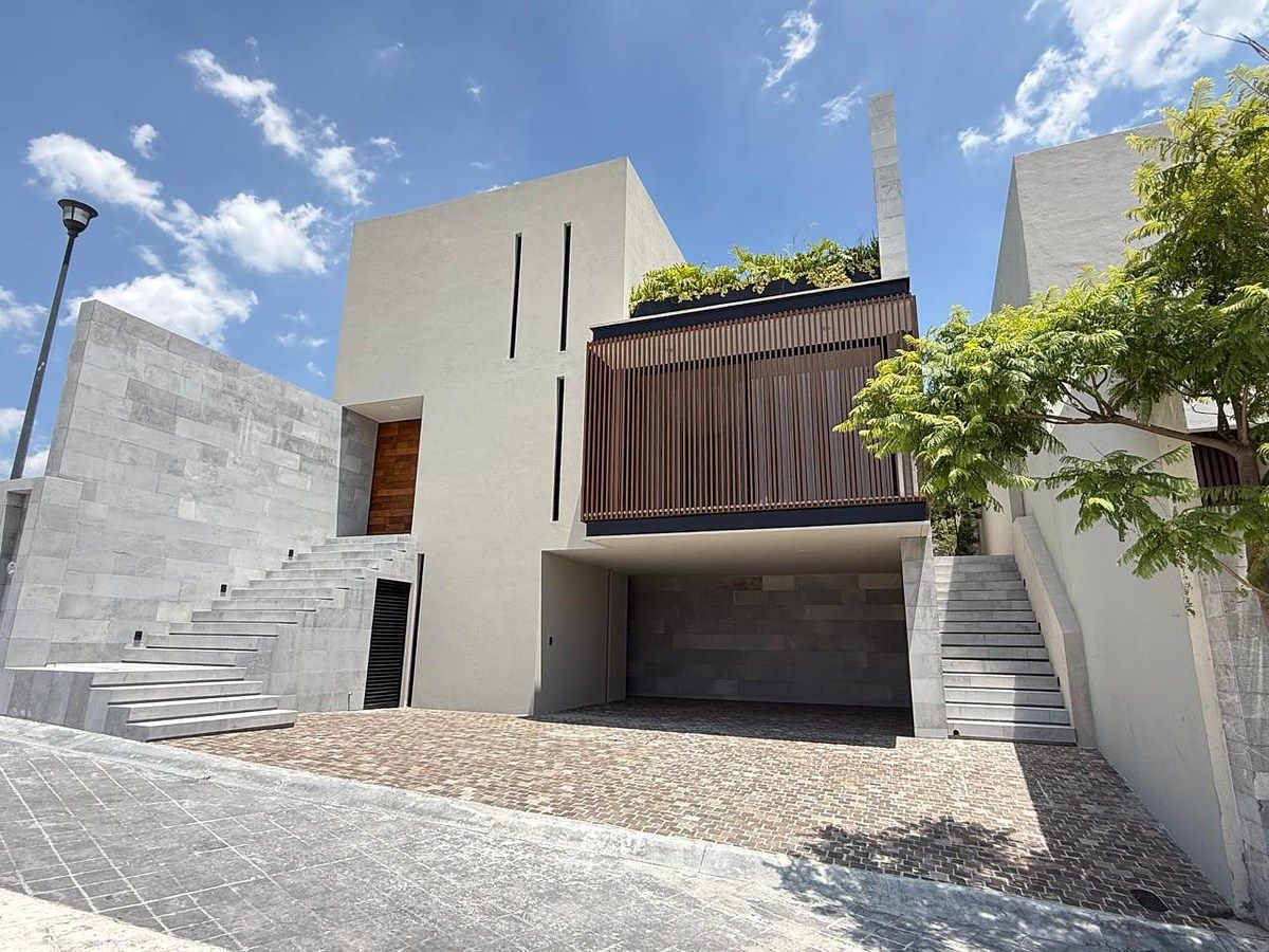 House in Lomas del Campanario, Querétaro, photo 2 of 24
