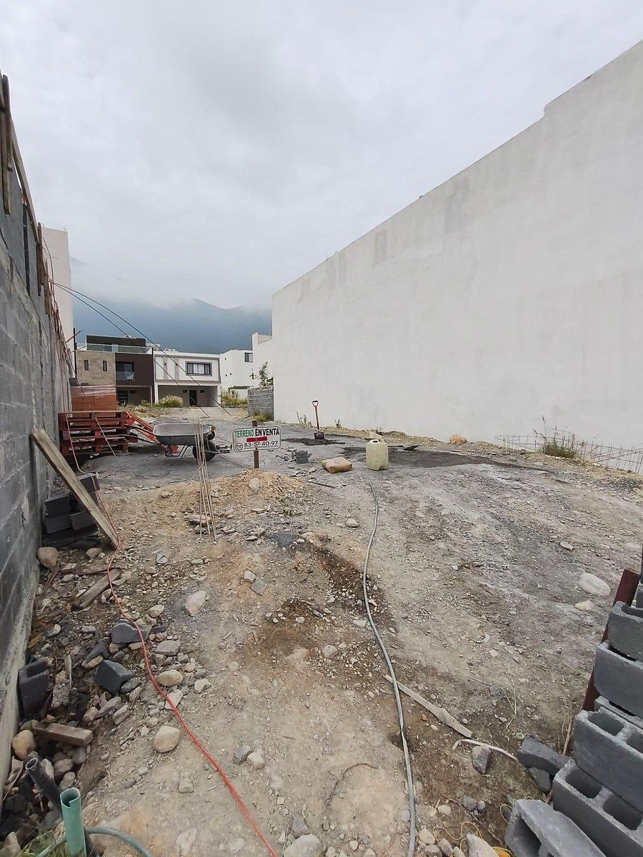 Lote em Santoral, García, foto 5 de 7