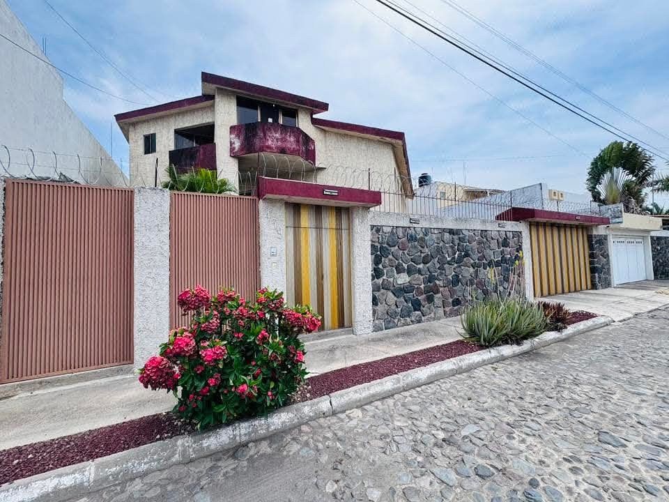 Casa en Colima, Jardines Vista Hermosa