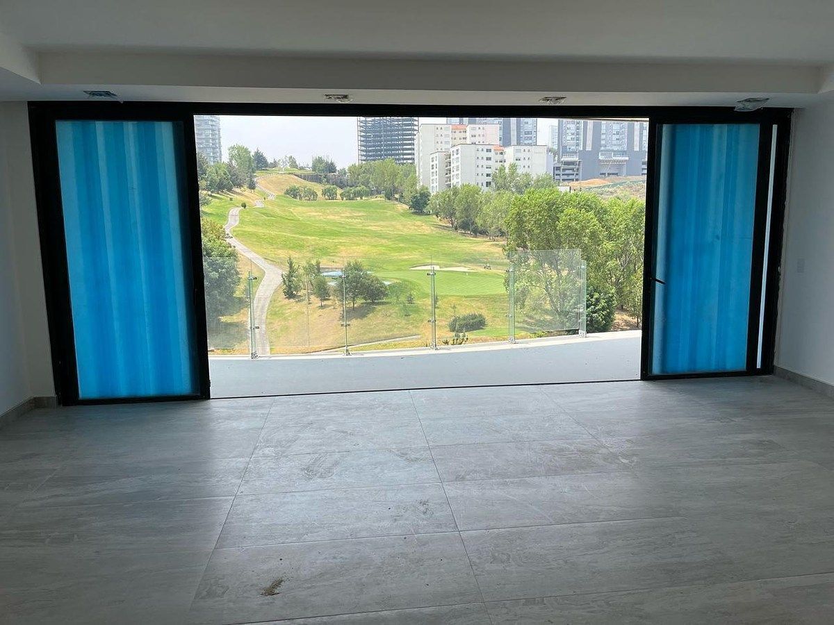 Apartment in Bosque Real, Huixquilucan, photo 2 of 8