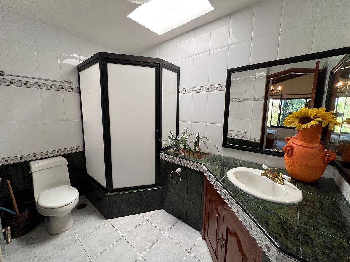 House in Gated Community in San Gil, San Juan del Río, photo 29 of 47