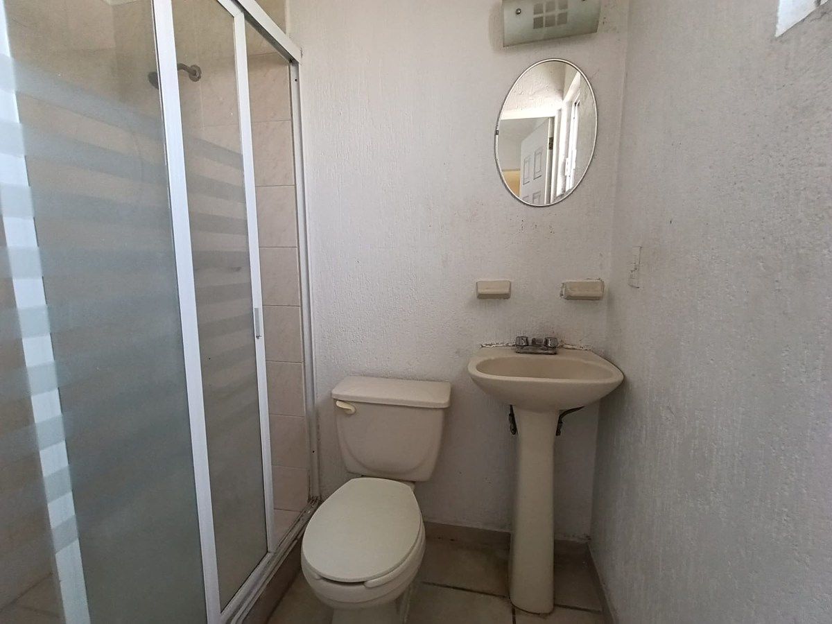 House in Gated Community in Villas del Cimatario, Querétaro, photo 14 of 18