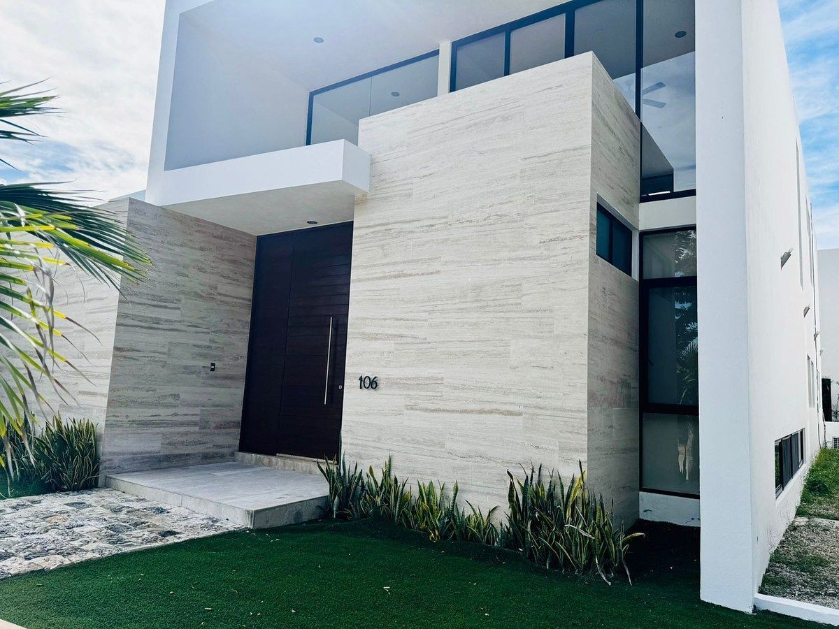 Casa em Yucatán Country Club, Mérida, foto 2 de 17
