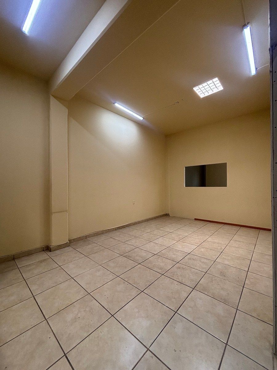 Local comercial en Satélite, Querétaro, foto 12 de 23