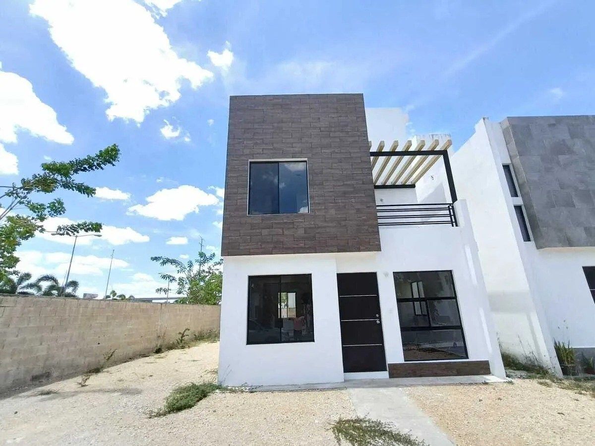 CASA À VENDA NO RESIDENCIAL ESMERALDA, MÉRIDA, YUCATÁN, foto 1 de 18