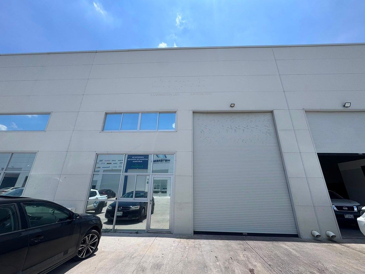 🏭 Industrial Warehouse for Rent in Corregidora, Querétaro!, photo 1 of 13