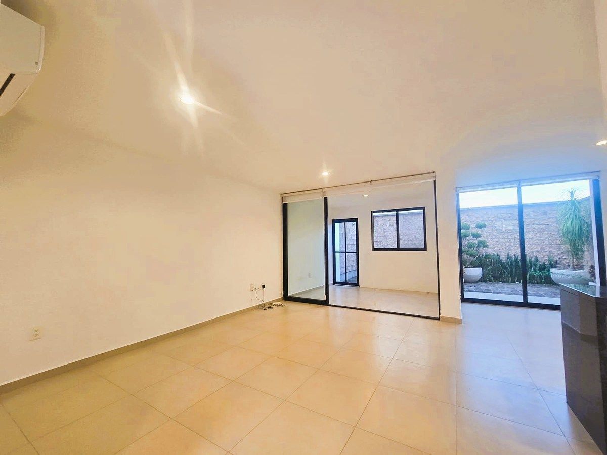 Casa en condominio en Altos Juriquilla, Querétaro, foto 3 de 23