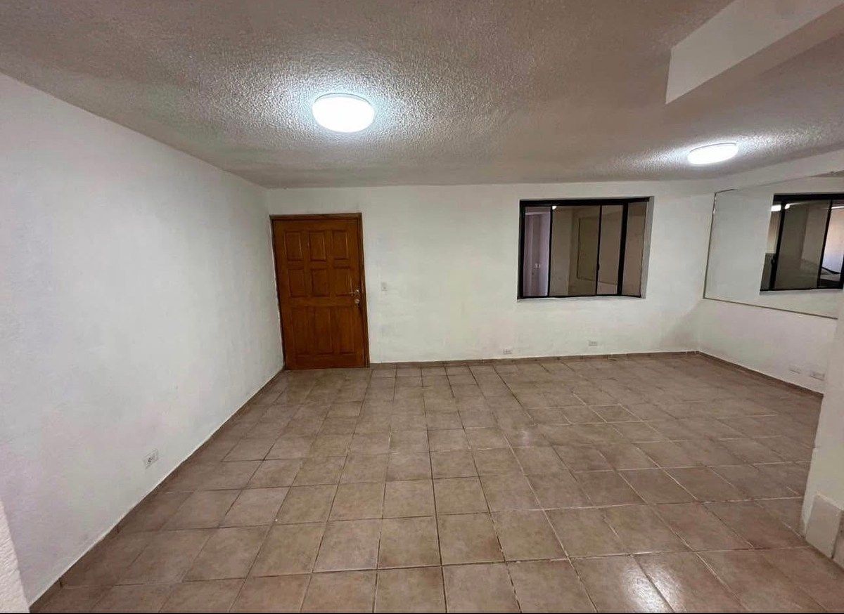 Casa en Lomas de La Presa, Tijuana, foto 4 de 18