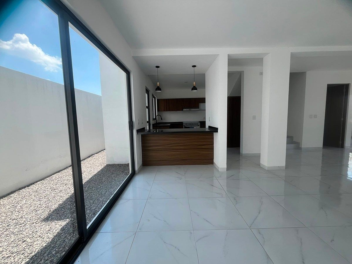 Casa em Zen Life Residencial II, El Marqués, foto 4 de 14