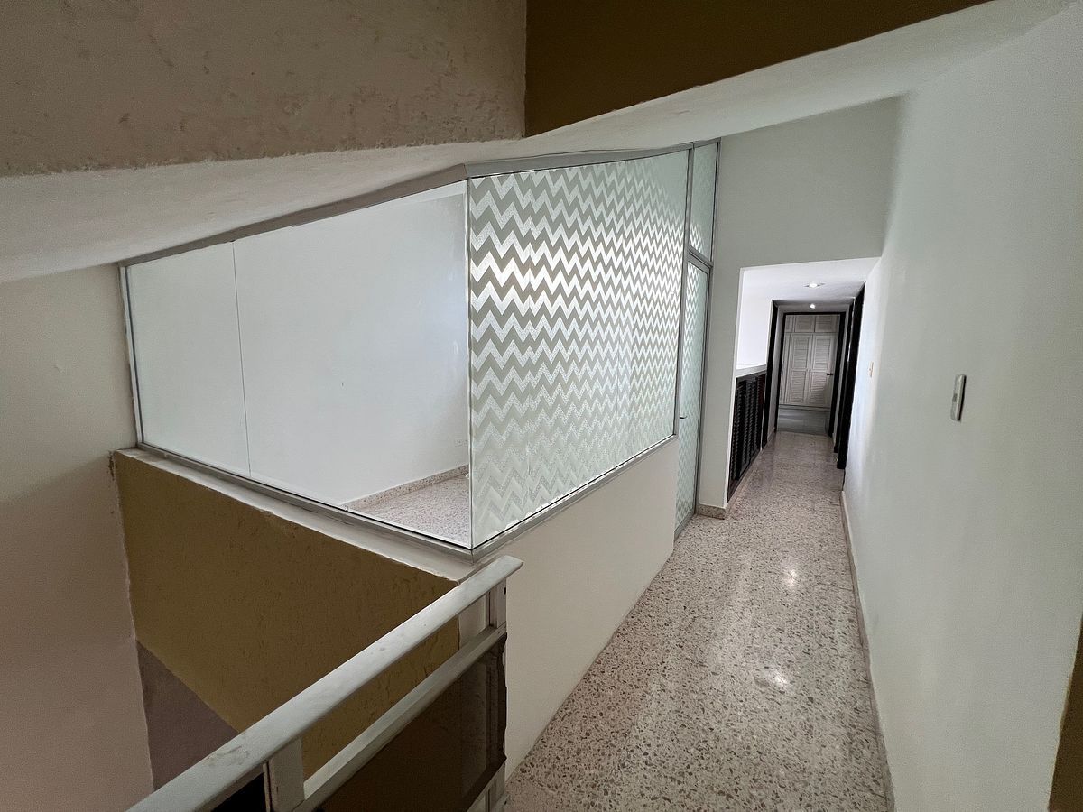 Oficina en Jardines de Mérida, Mérida, foto 14 de 22