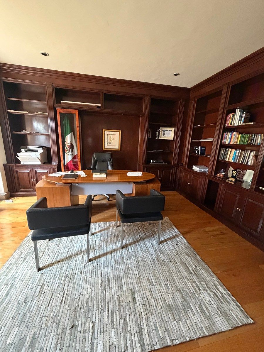 Casa em Bosques de las Lomas, Cuajimalpa de Morelos, foto 2 de 27