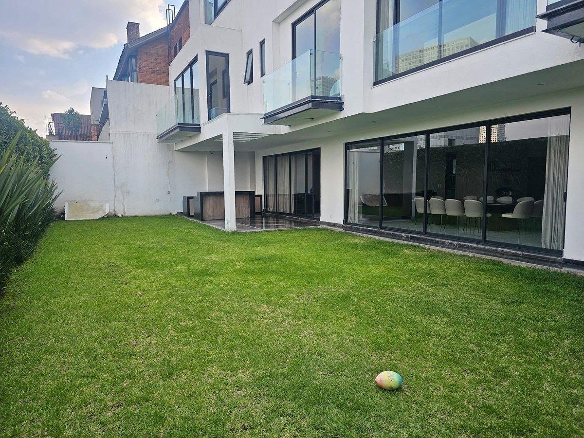Casa em Bosques de las Lomas, Cuajimalpa de Morelos, foto 4 de 27