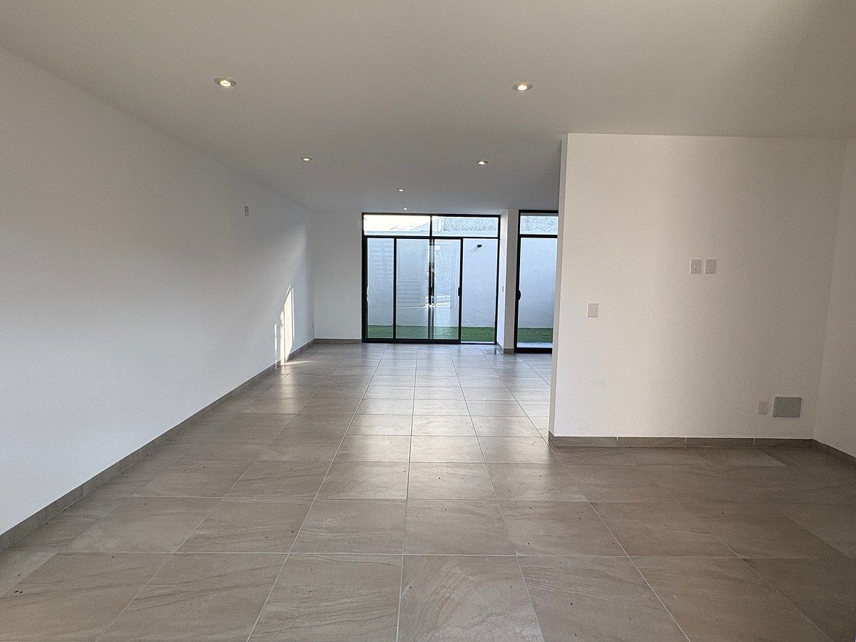 Casa em Zibatá, El Marqués, foto 2 de 15