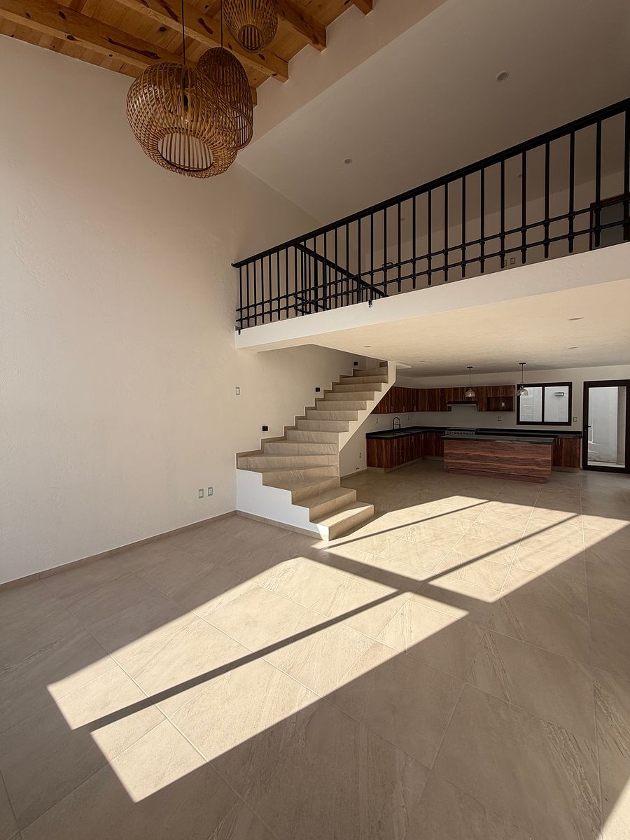 House in Gated Community in Hacienda Grande, Tequisquiapan, photo 5 of 35