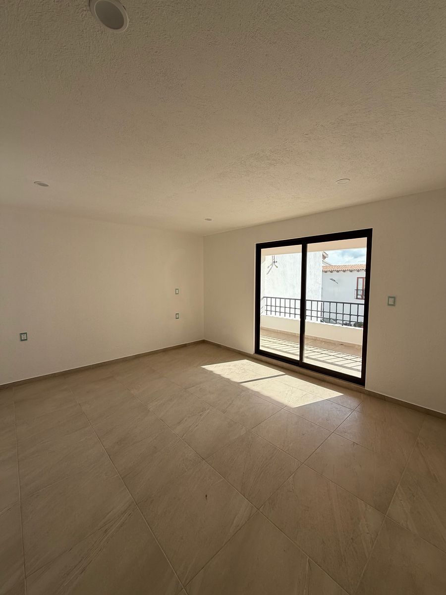 RECAMARA PRINCIPAL, photo 24 of 35