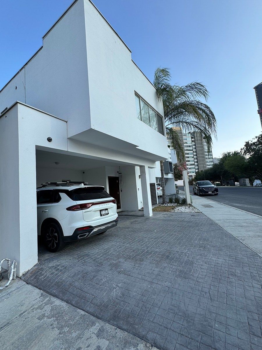 Casa em Las Montañas, Santa Catarina, foto 2 de 10