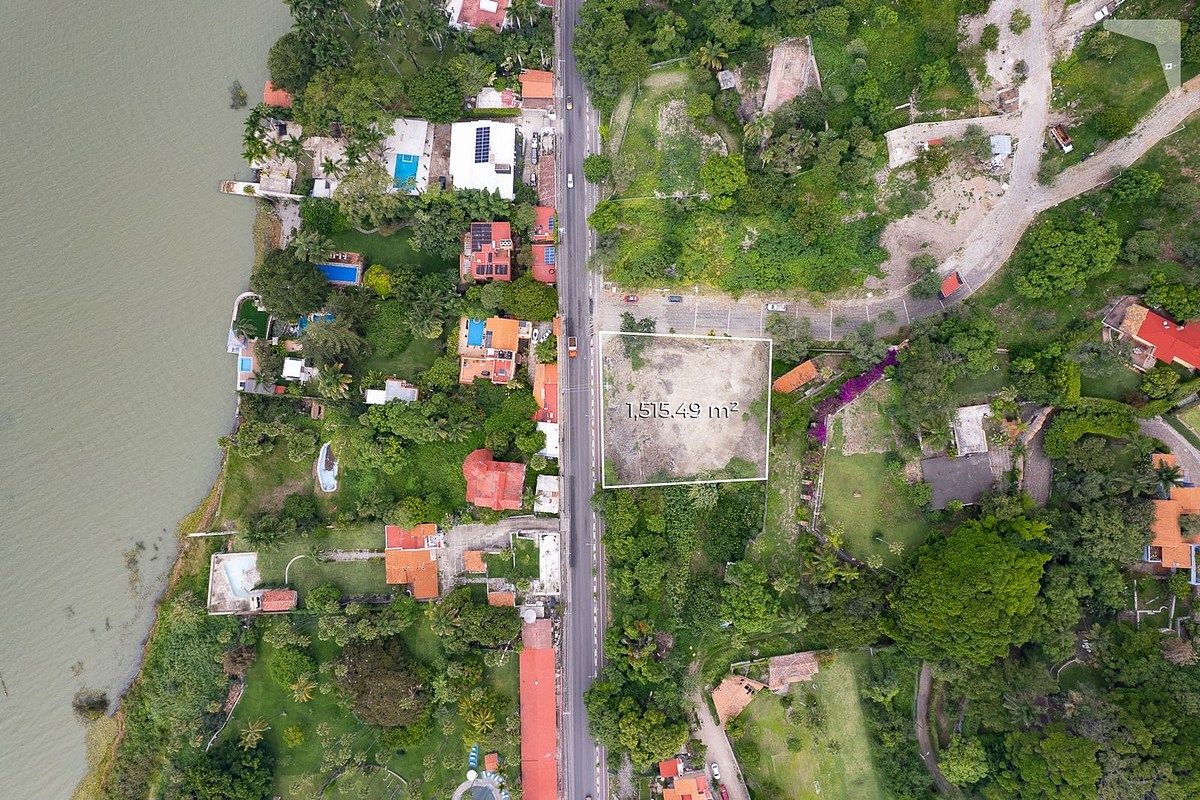Lote comercial em La Floresta, Chapala, foto 5 de 7