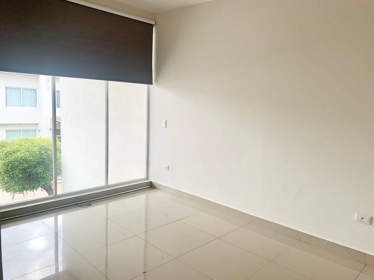 Excelente casa en renta en La Primavera Puerto Vallarta, foto 1 de 34