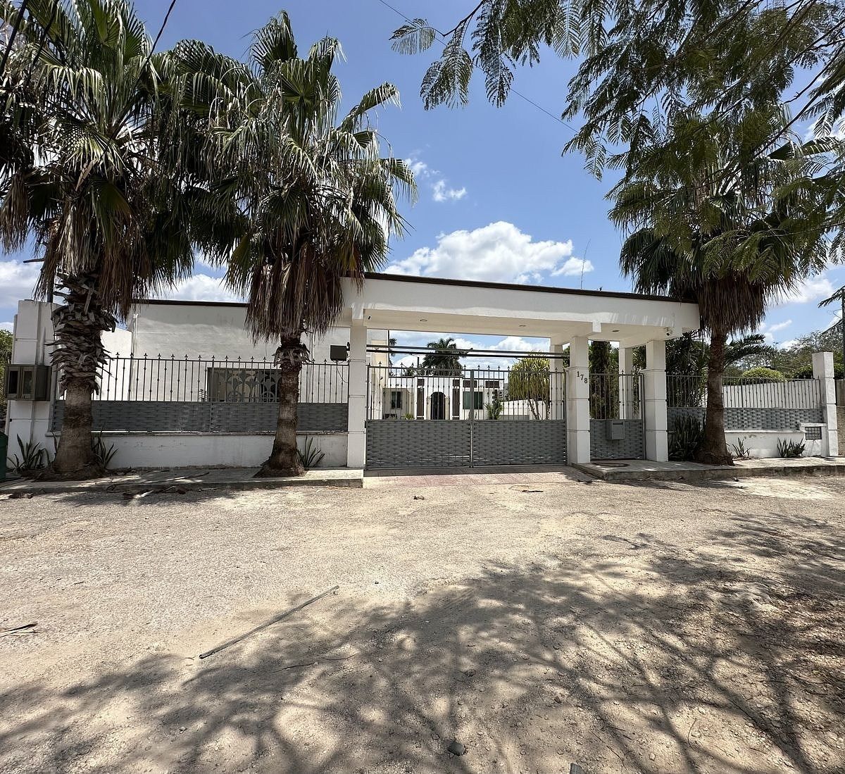 House in Cholul, Mérida, photo 4 of 36