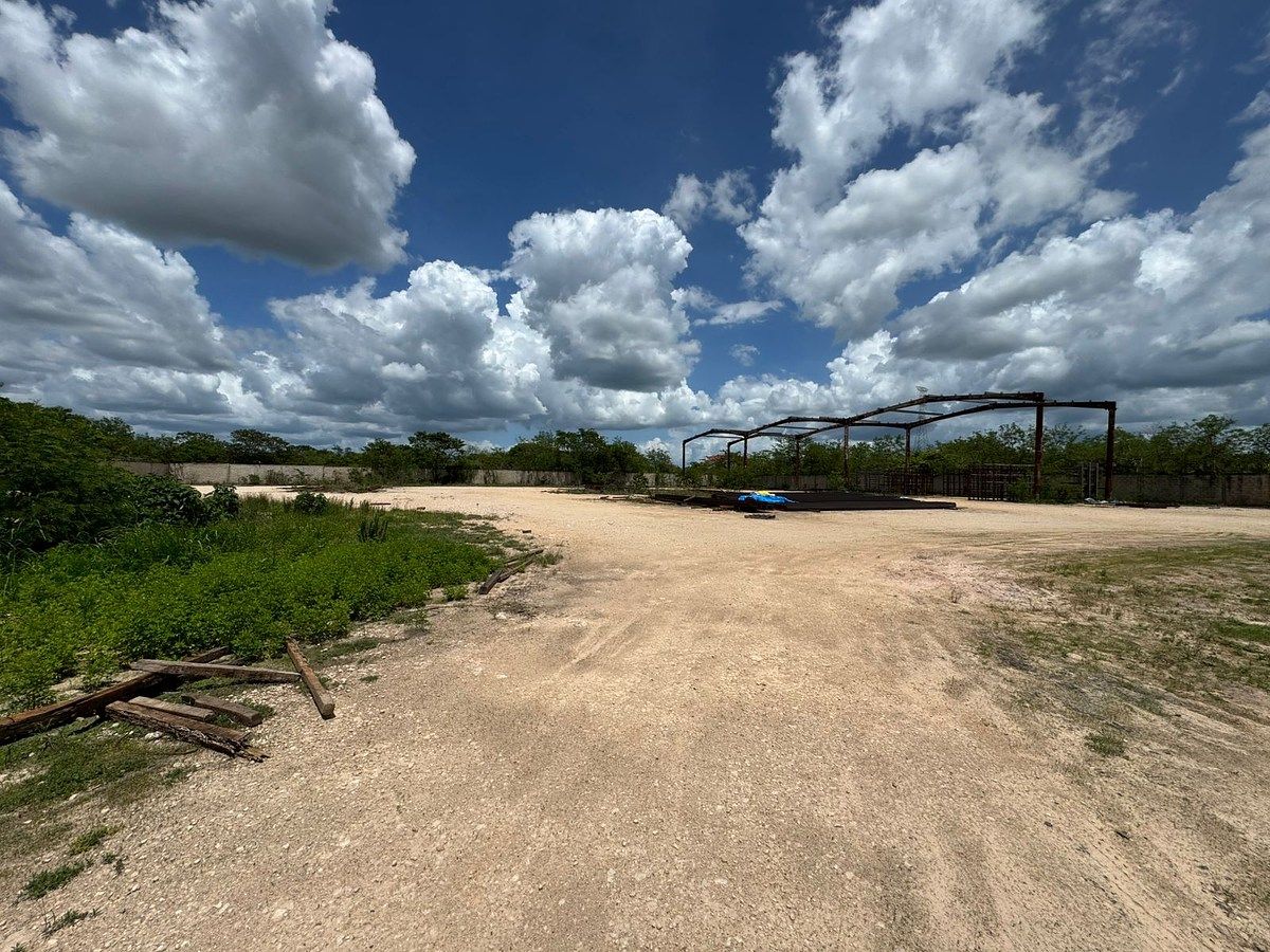 Terreno comercial en Dzununcán, Mérida, foto 7 de 12