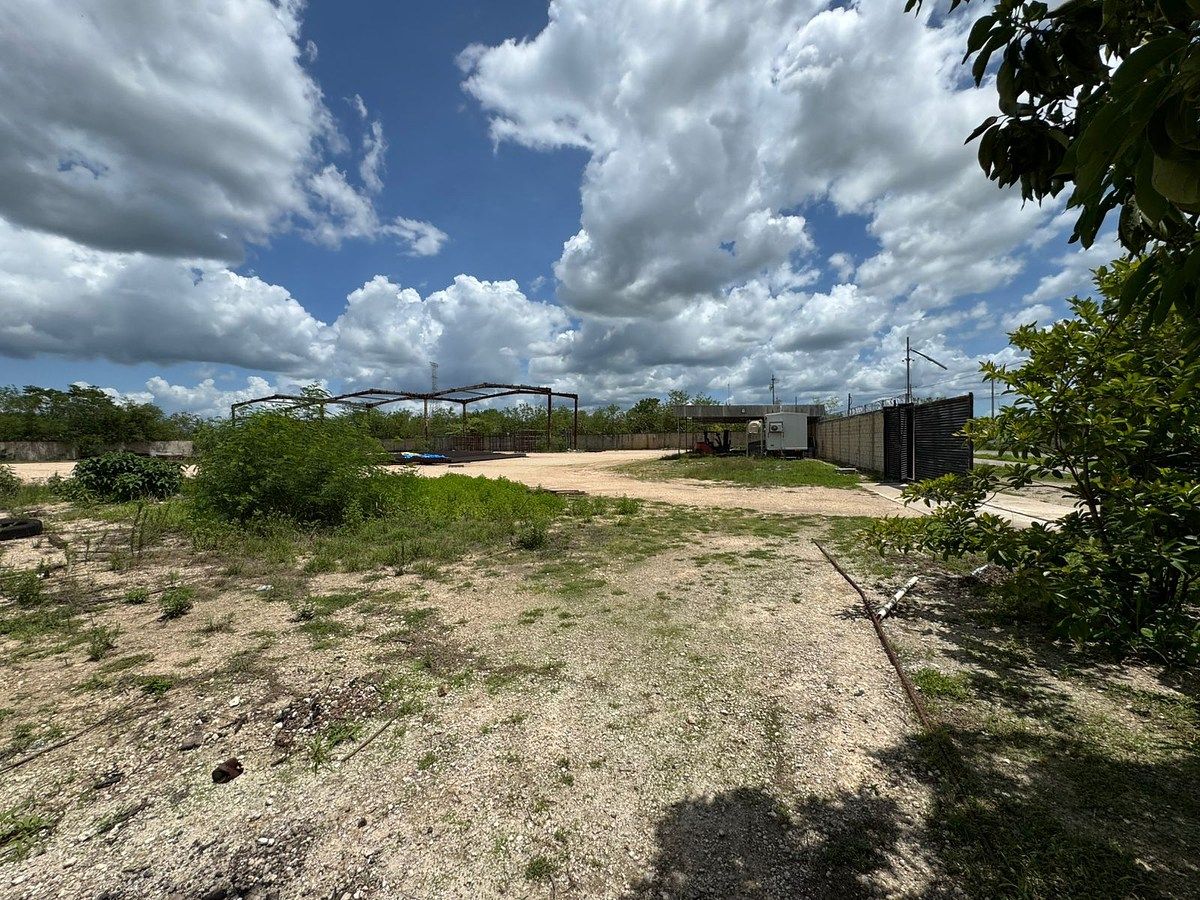 Terreno comercial en Dzununcán, Mérida, foto 10 de 12