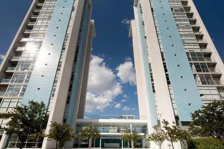 DEPARTAMENTO RENTA EN TORRE AQUA, VALLE ORIENTE