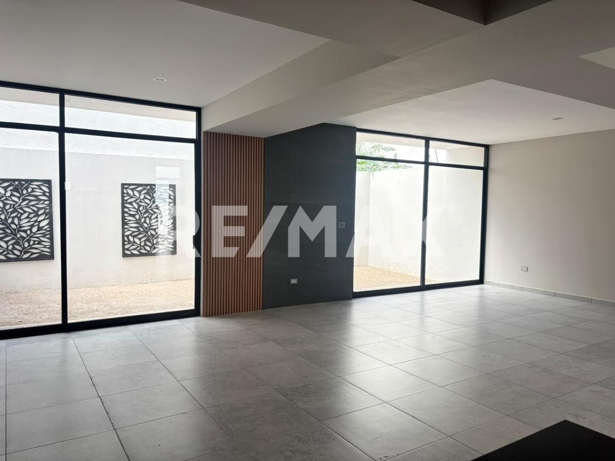 Casa em condomínio fechado em Zibatá, El Marqués, foto 2 de 17