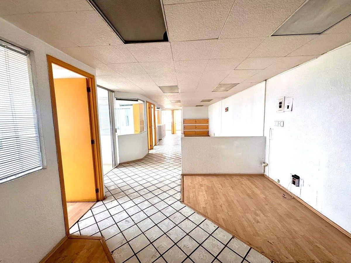 Office in Ciudad Satélite, Naucalpan de Juárez, photo 2 of 27