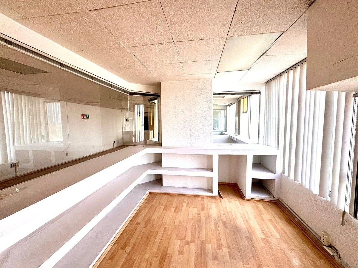 Office in Ciudad Satélite, Naucalpan de Juárez, photo 16 of 27