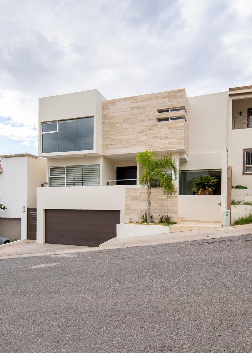 HOUSE FOR SALE IN CANTERA WITH POOL AND SOLAR PANELS, photo 1 of 19