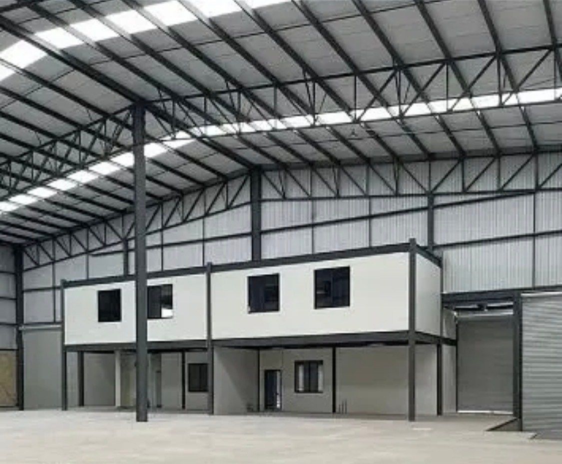Industrial Building in Santa Cruz de las Flores, Tlajomulco de Zúñiga, photo 2 of 6
