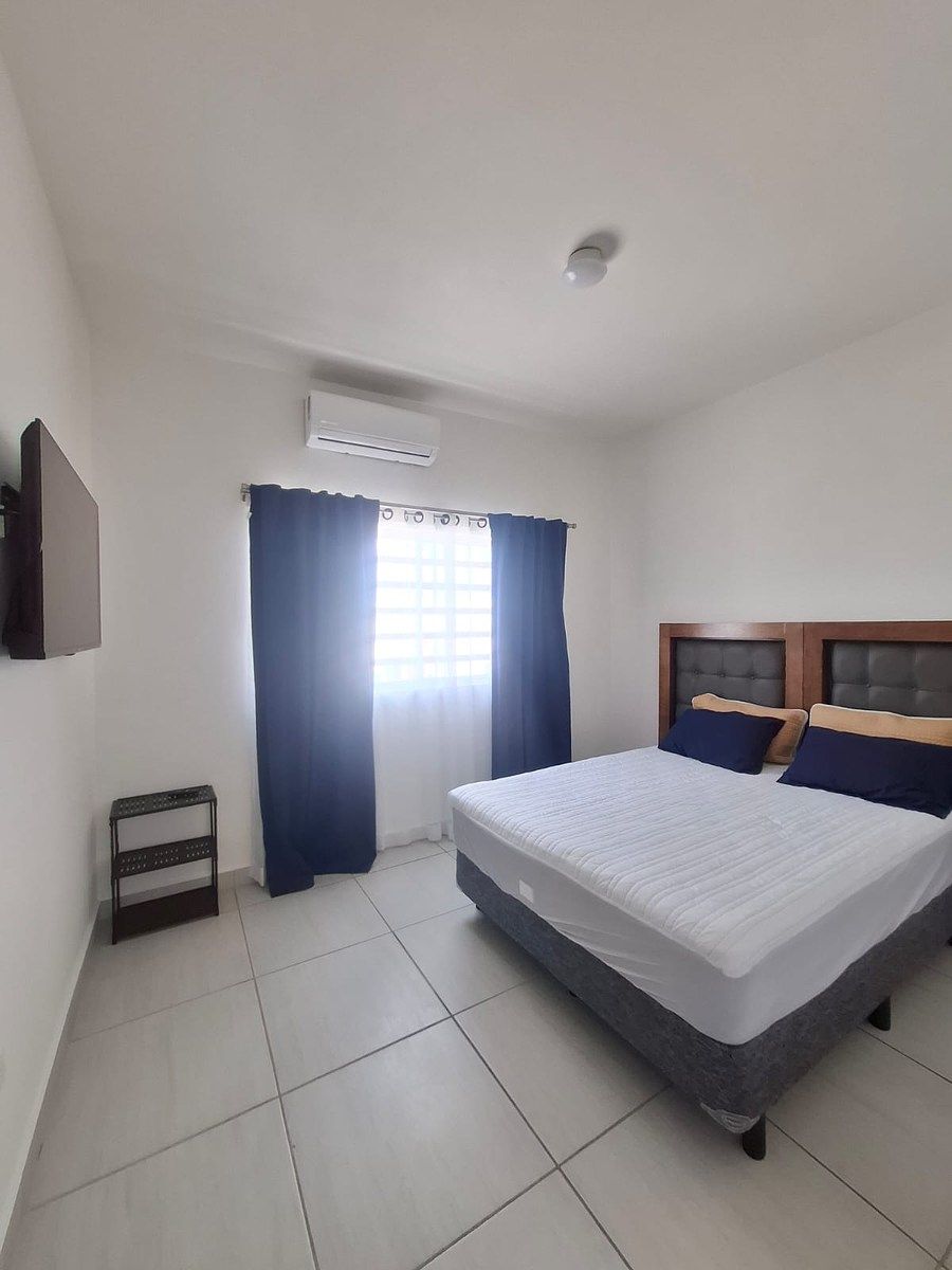Rec. Principal: Cama Queen Size y Smart TV, foto 35 de 45