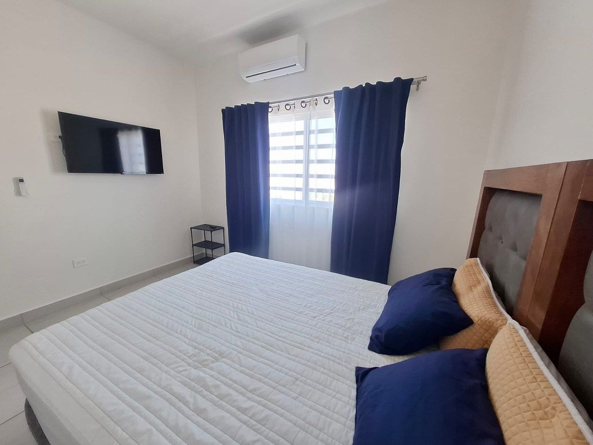 Rec. Principal: Cama Queen Size y Smart TV, foto 37 de 45