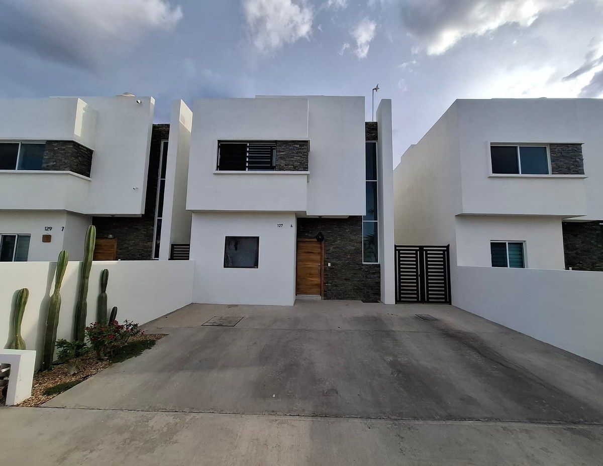 Casa en Priv. Punta Arena: Doble Caseta de seguridad 24/7, foto 1 de 45