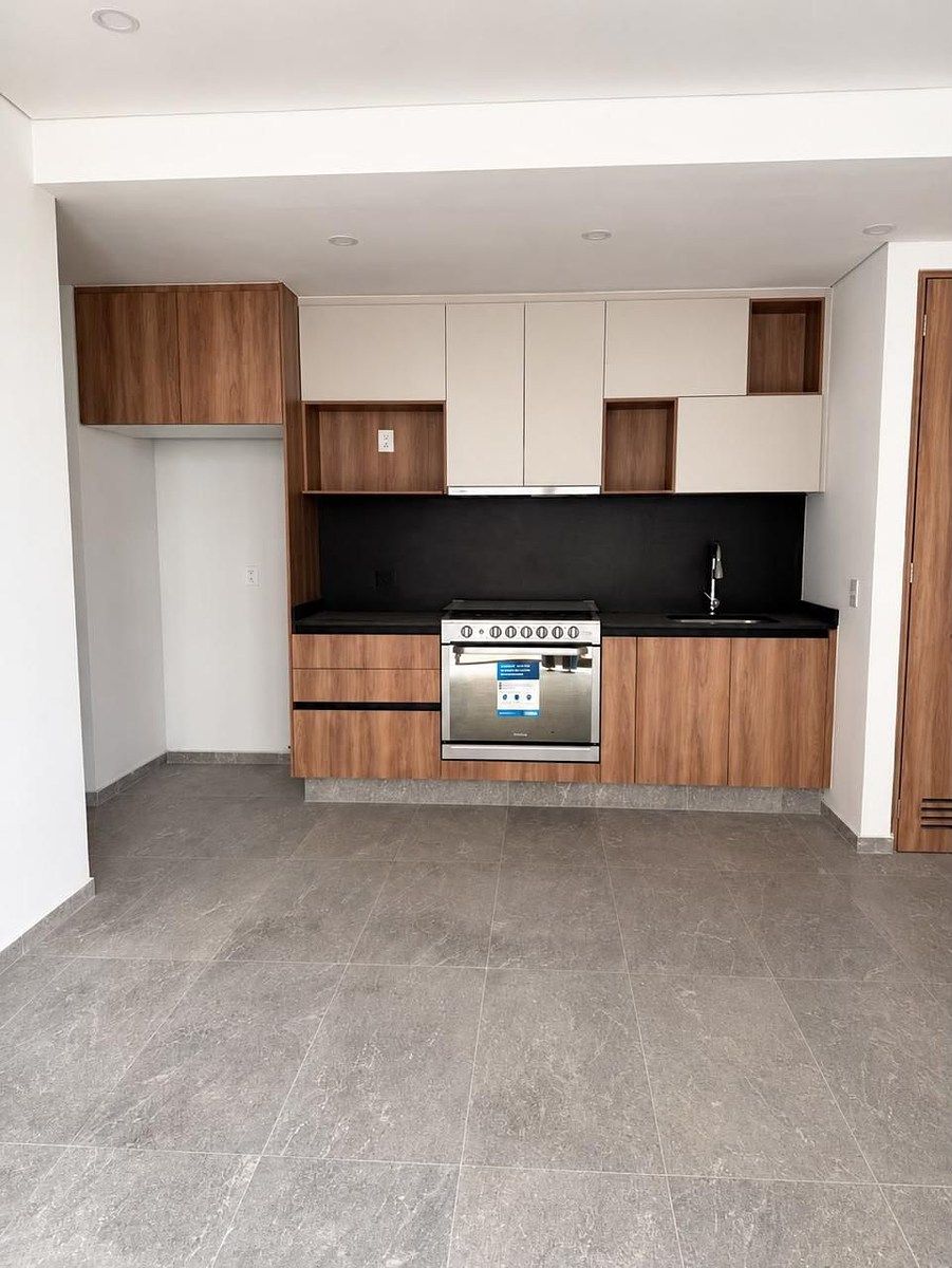Se VENDE depa con terraza privada en Zona Real, foto 1 de 8