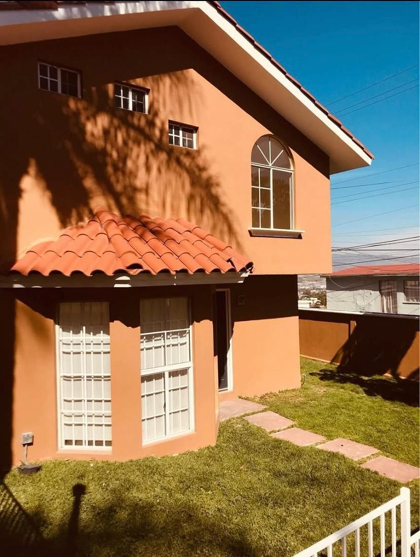 Casa 3 Recámaras RENTA Privada 8 Casas Burócratas Hipódromo, foto 1 de 10