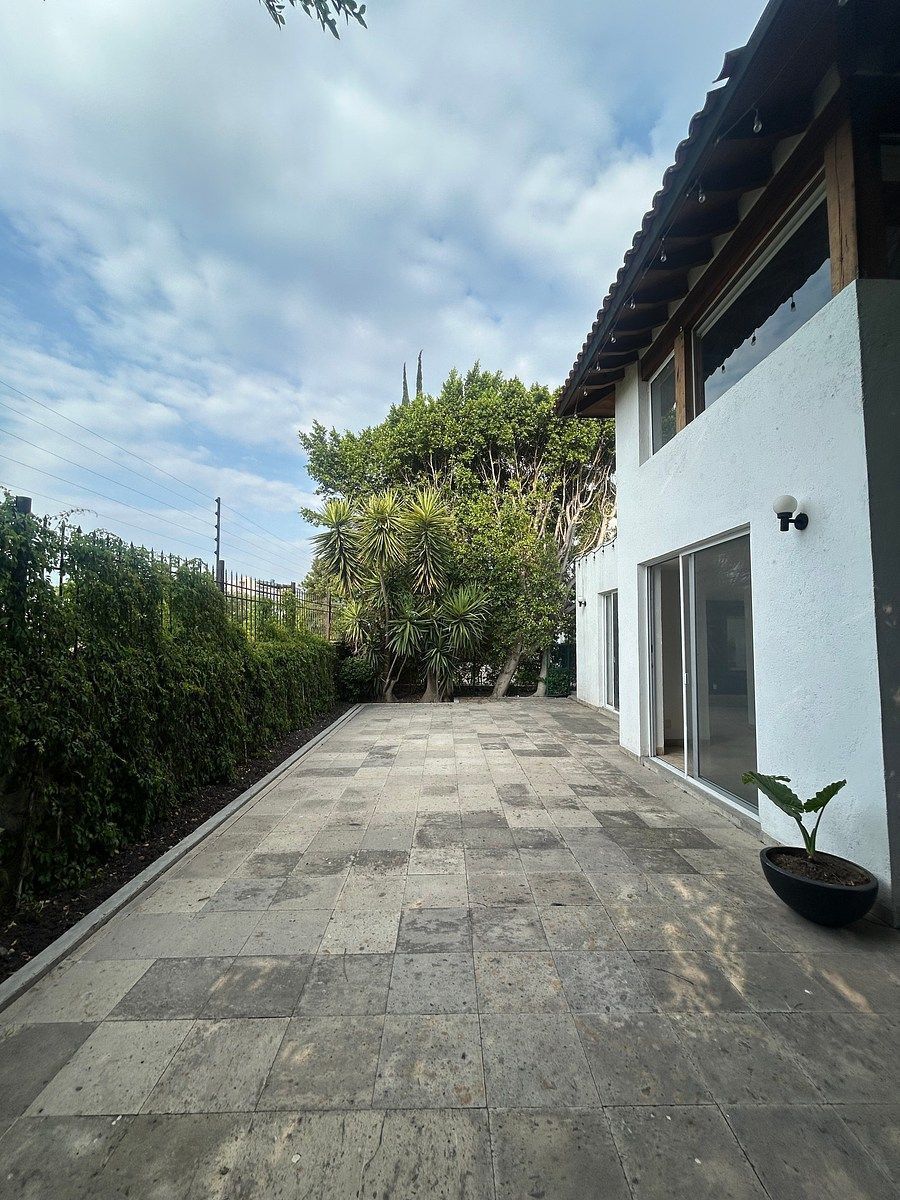 Casa em Lomas del Campanario II, Querétaro, foto 2 de 27