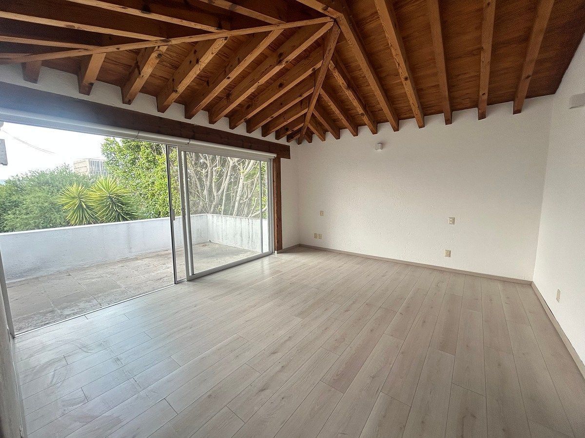 Casa em Lomas del Campanario II, Querétaro, foto 3 de 27