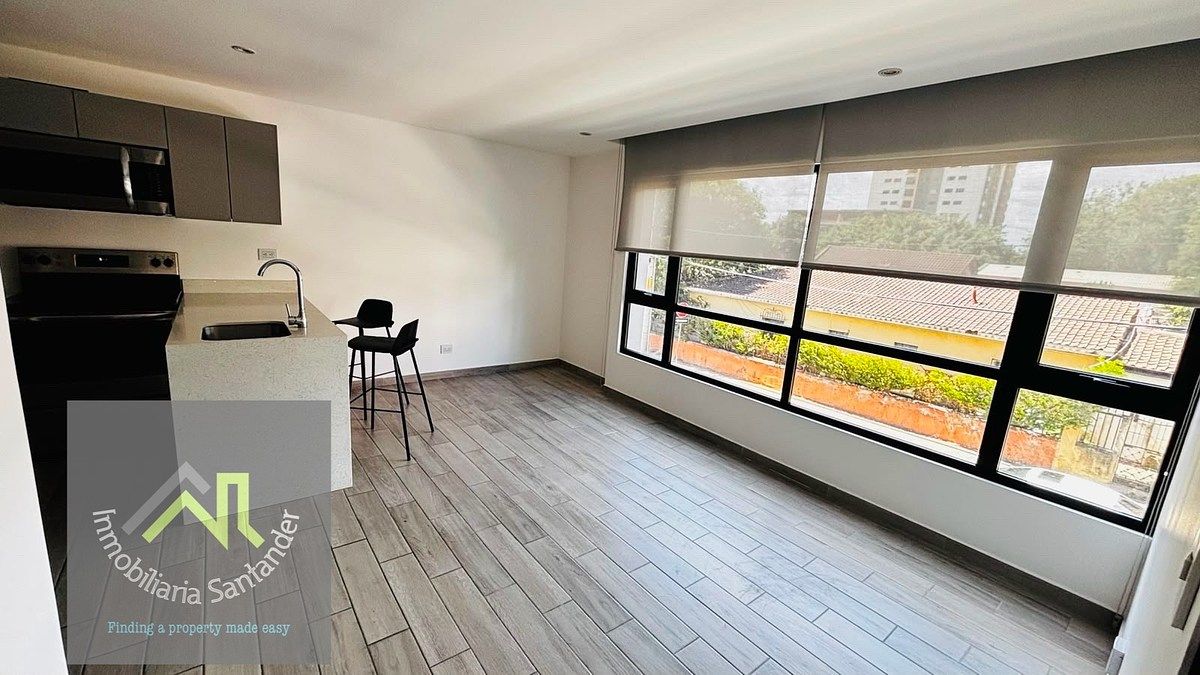 Apartamento en Venta en Parque Diez, Zona 10 - Image 4