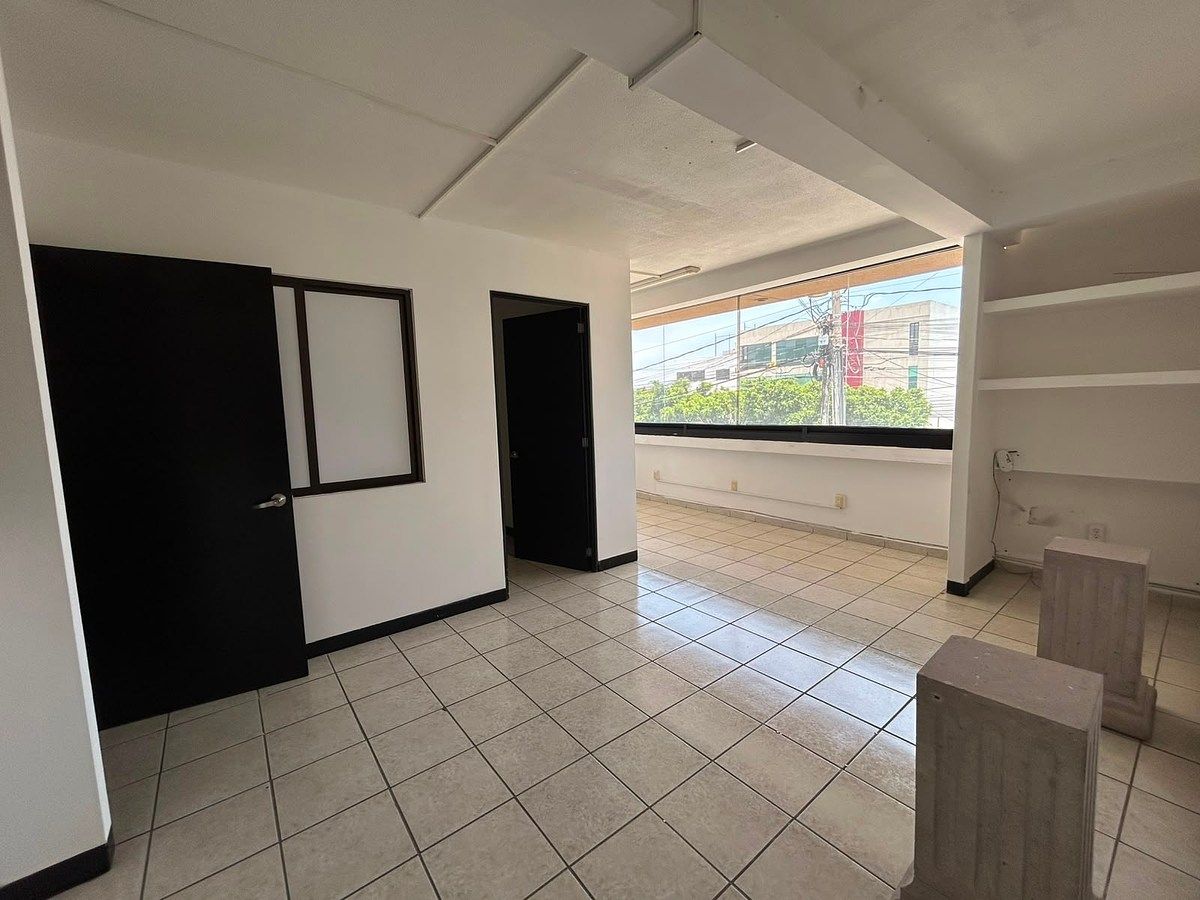 Sala Comercial em Colinas del Cimatario, Querétaro, foto 7 de 10