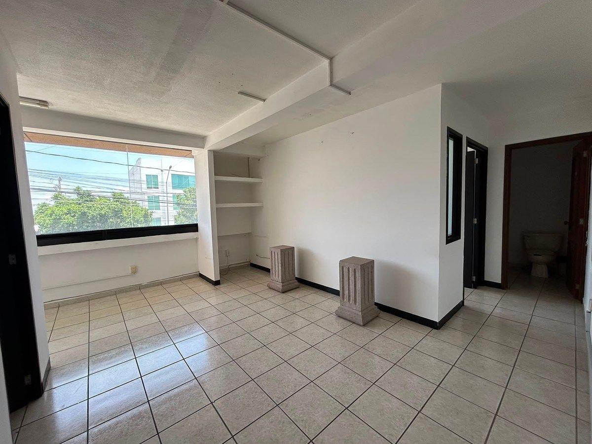 Sala Comercial em Colinas del Cimatario, Querétaro, foto 8 de 10