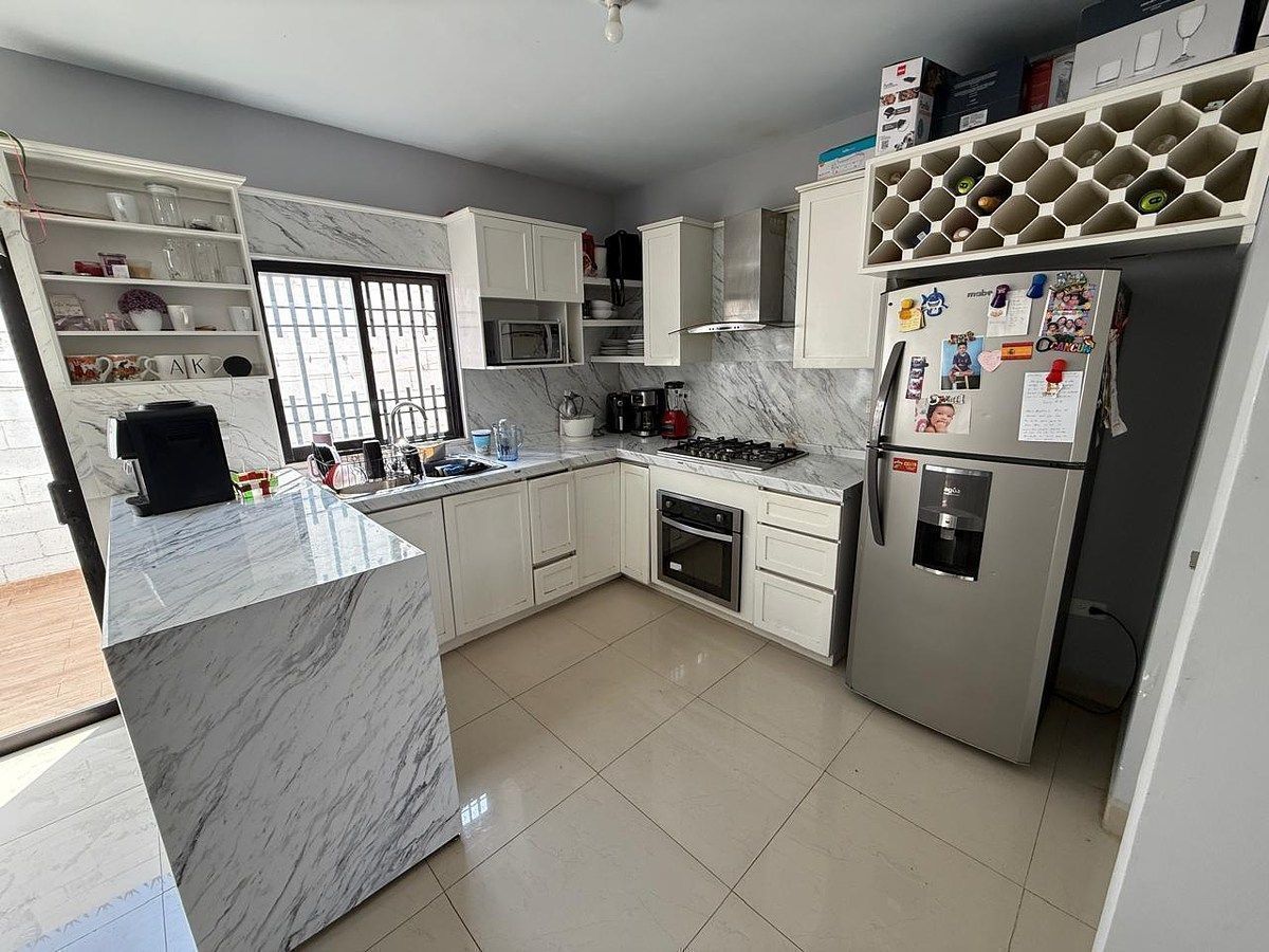 Casa em Cumbres Provenza, García, foto 3 de 26
