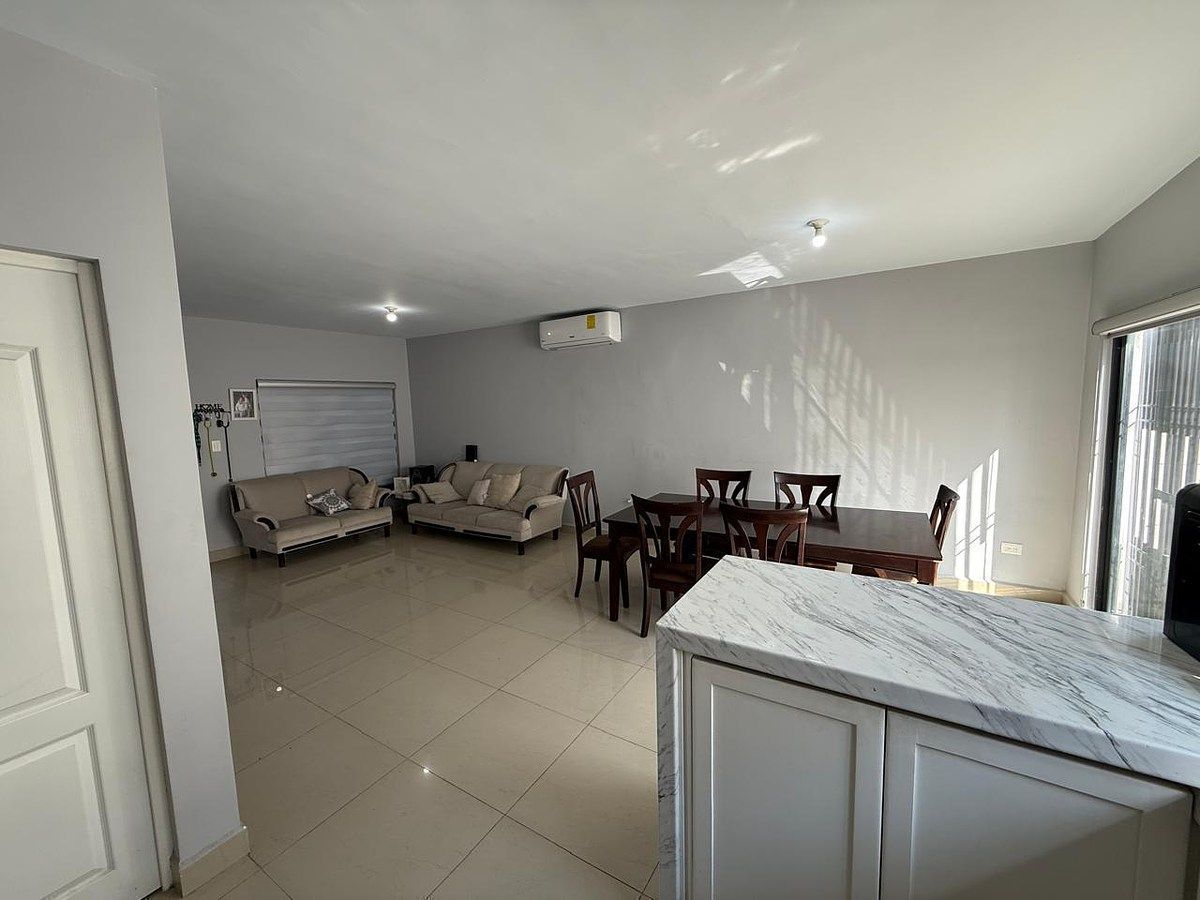 Casa em Cumbres Provenza, García, foto 5 de 26