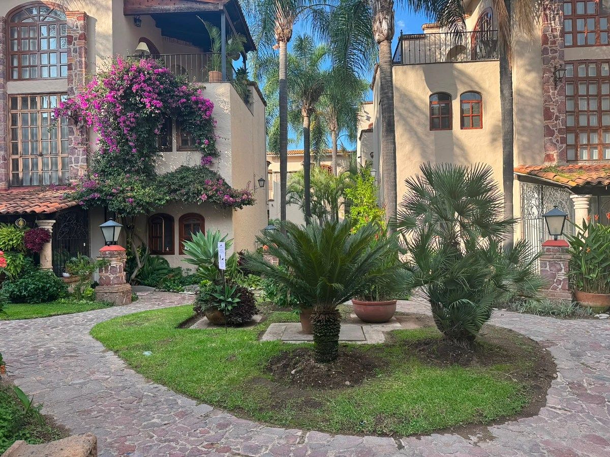 RESIDENCIAL HACIENDA DEL ORO 1RA SECC | ENCANTADOR DEPARTAMENTO EN RENTA, foto 1 de 34