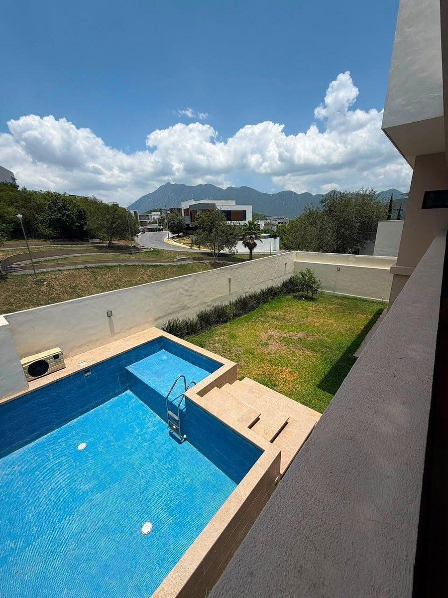 Casa em Sierra Alta 9o Sector, Monterrey, foto 4 de 19