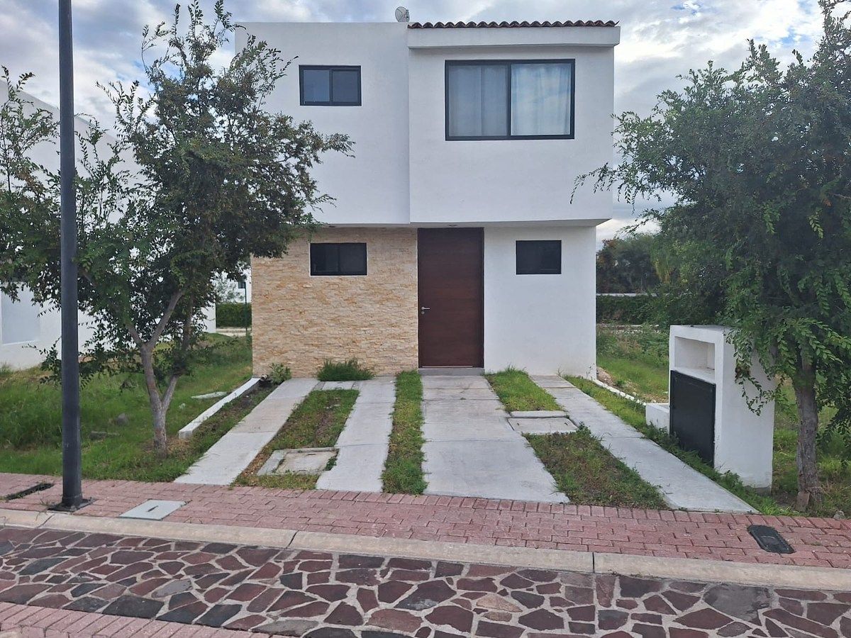 Preciosa casa estilo moderno, foto 1 de 27