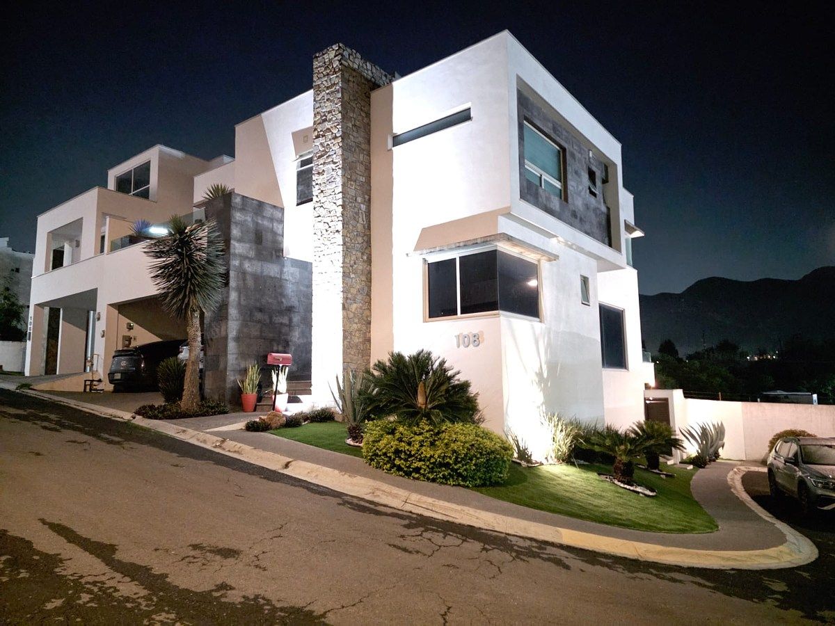House for Sale in CLUB RESIDENCIAL CAROLCO, Monterrey, photo 1 of 28