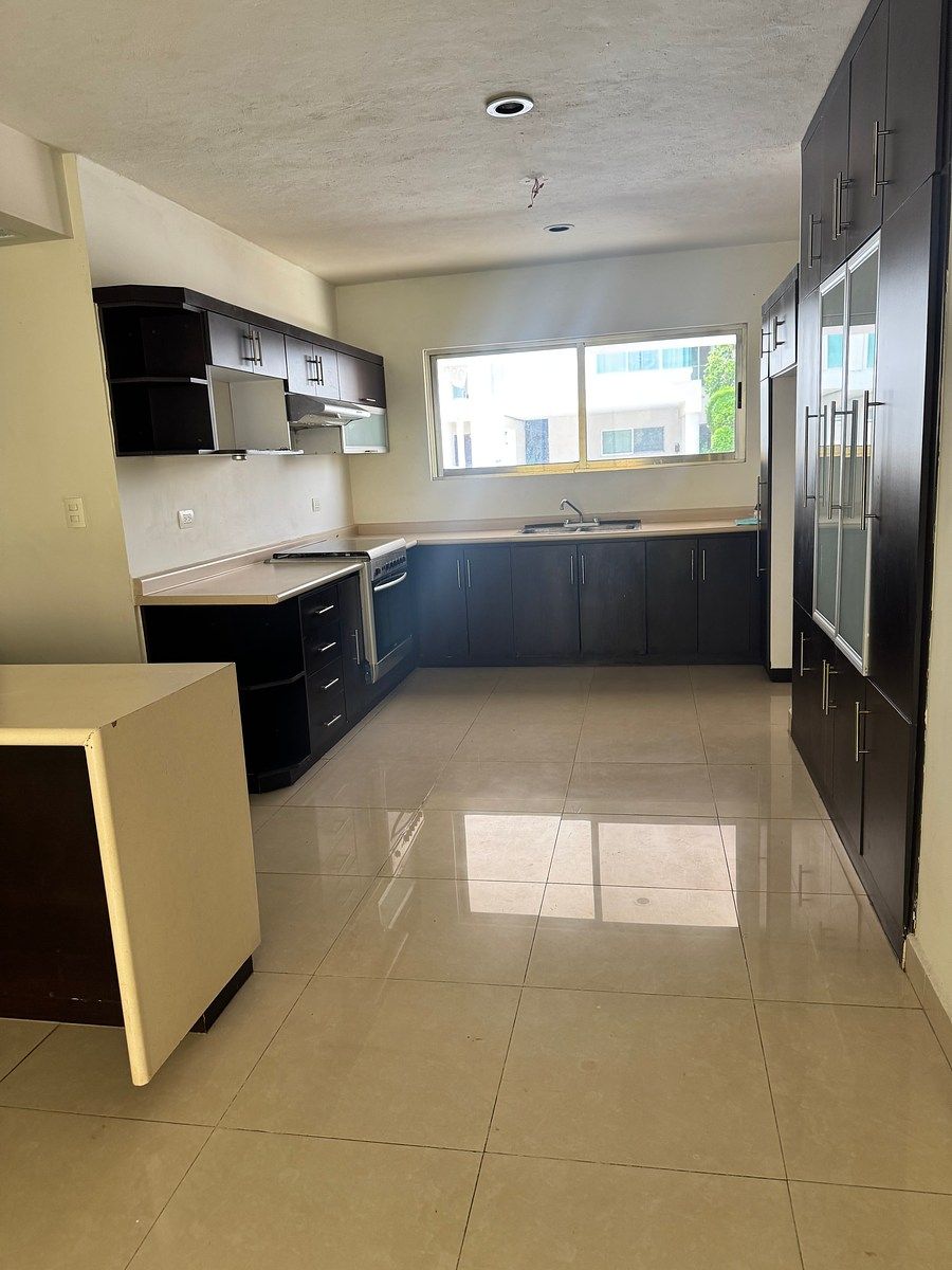 Casa en Altabrisa, Mérida, foto 2 de 12