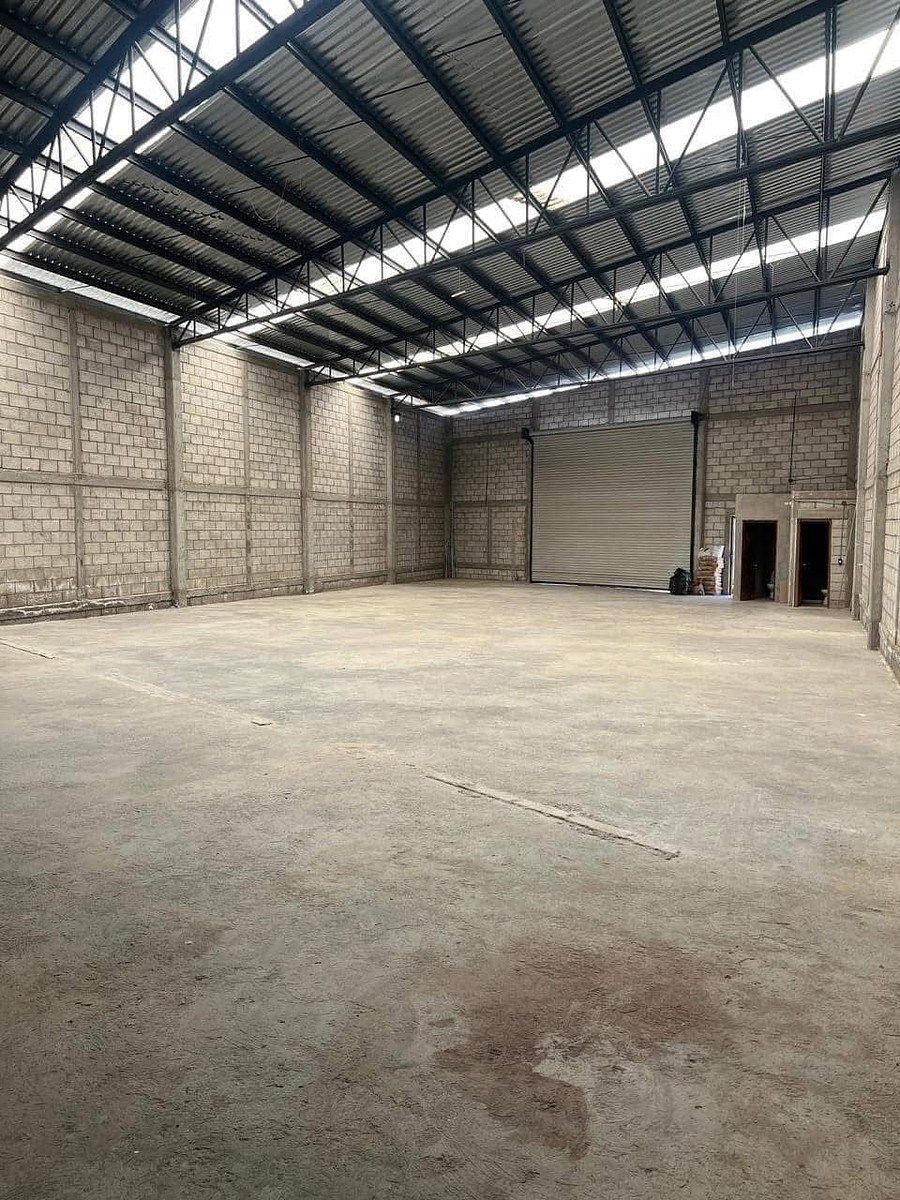 Galpão comercial em Cumbres de Conín, El Marqués, foto 4 de 4