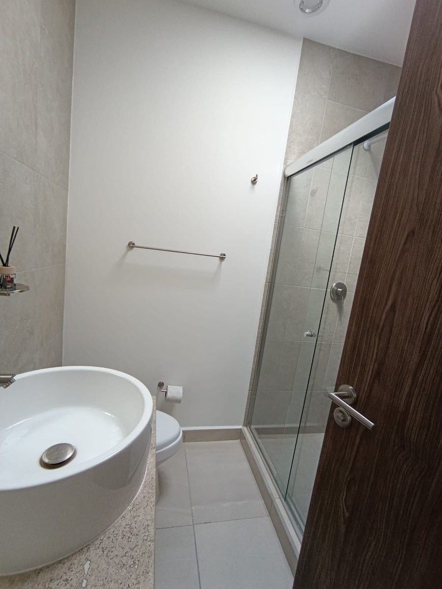 Casa em Zibatá, El Marqués, foto 3 de 13